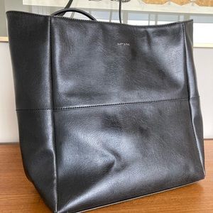 COPY - Black vegan leather Matt & Nat tote